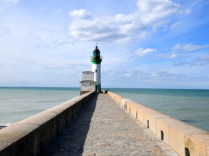 promenade-phare-le-treport-port